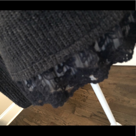 Girls Abercrombie Kids Sweater - Picture 2 of 4